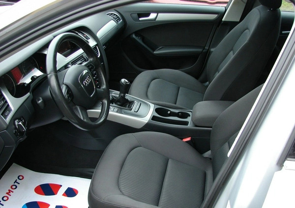 Audi A4 cena 38900 przebieg: 136000, rok produkcji 2010 z Ostrowiec Świętokrzyski małe 326